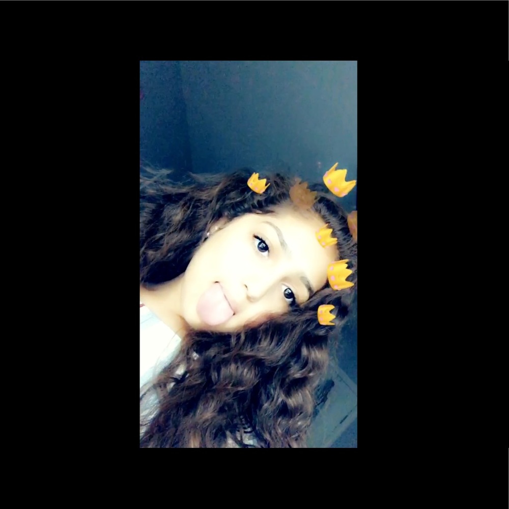 Meet your Posher, Ariadna
